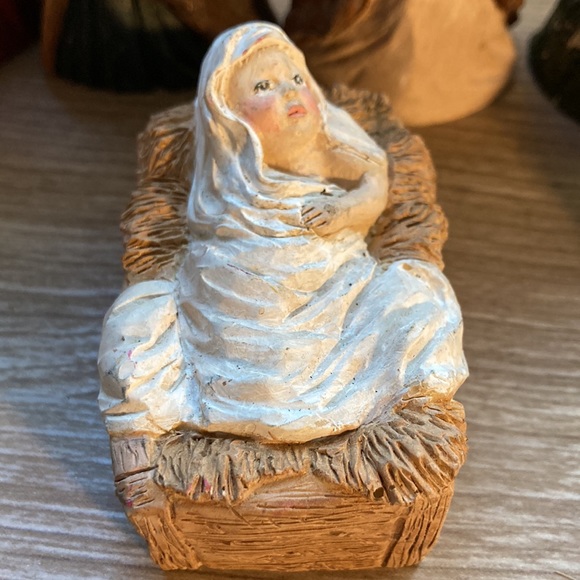 Nativity set of 7 figurines numbered resin vintage - Picture 9 of 16